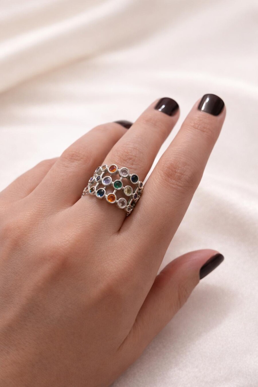 Renkli Taşlı Gümüş Renk Yüzük 23