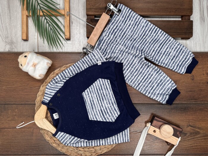 Pamuk Yumuşaklığında Çizgili Erkek Bebek Takım