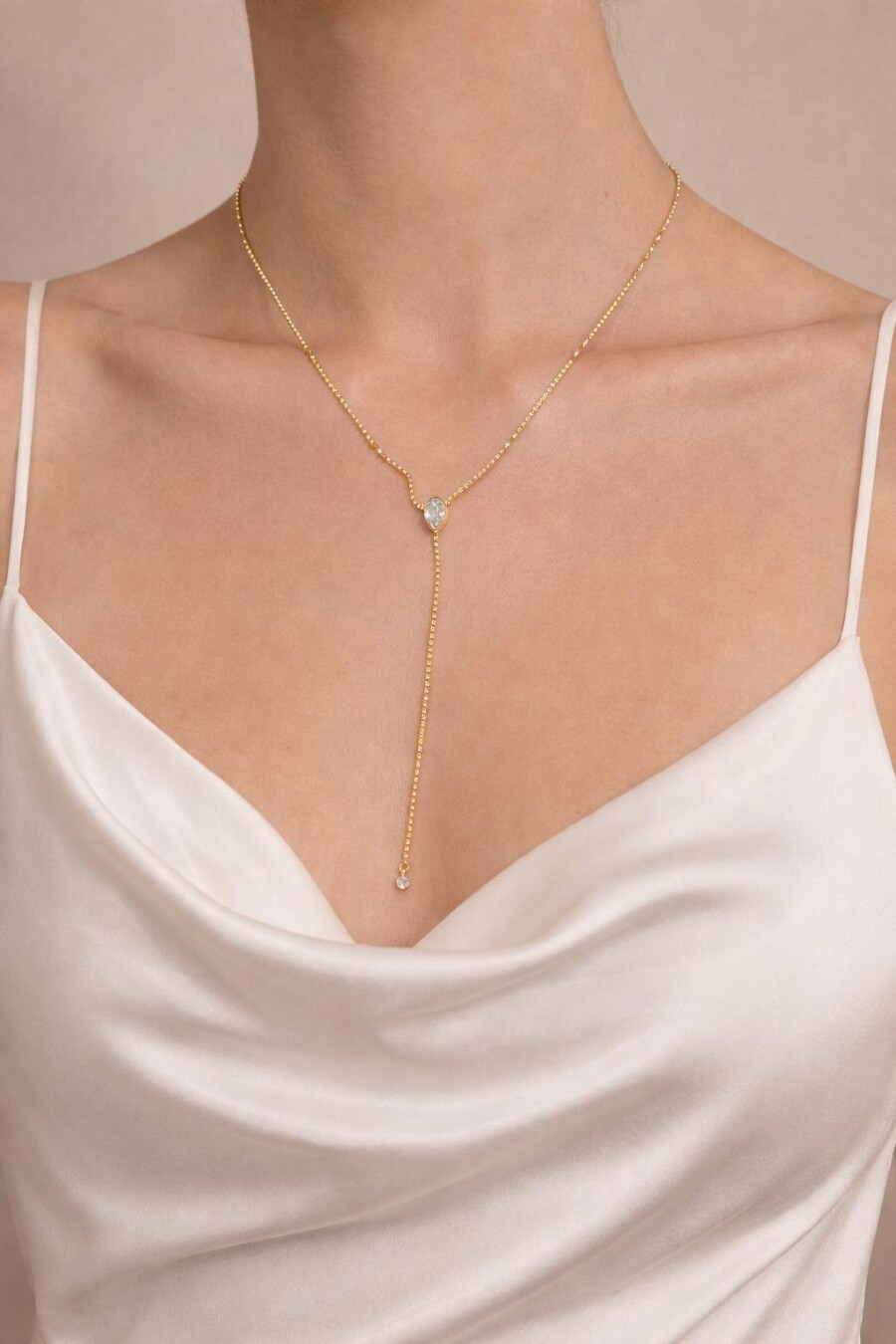 Gold Renk Baget Detaylı Y Kolye 85