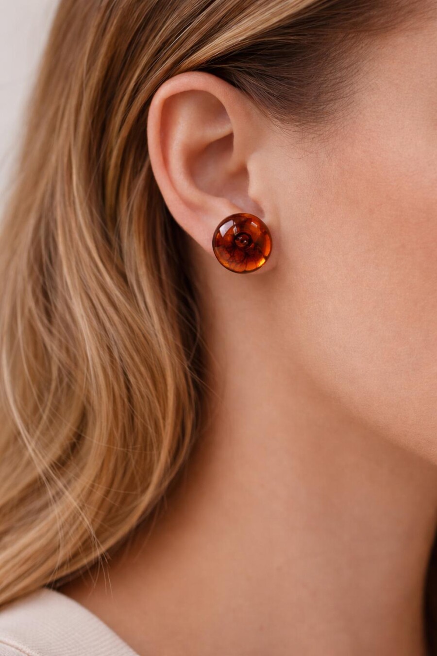 Kahverengi Düğme Küpe 31