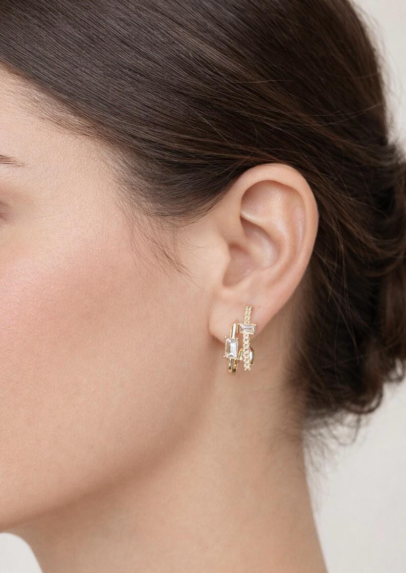 Gold Renk Tek Delikte İkili Görünüm Küpe 49