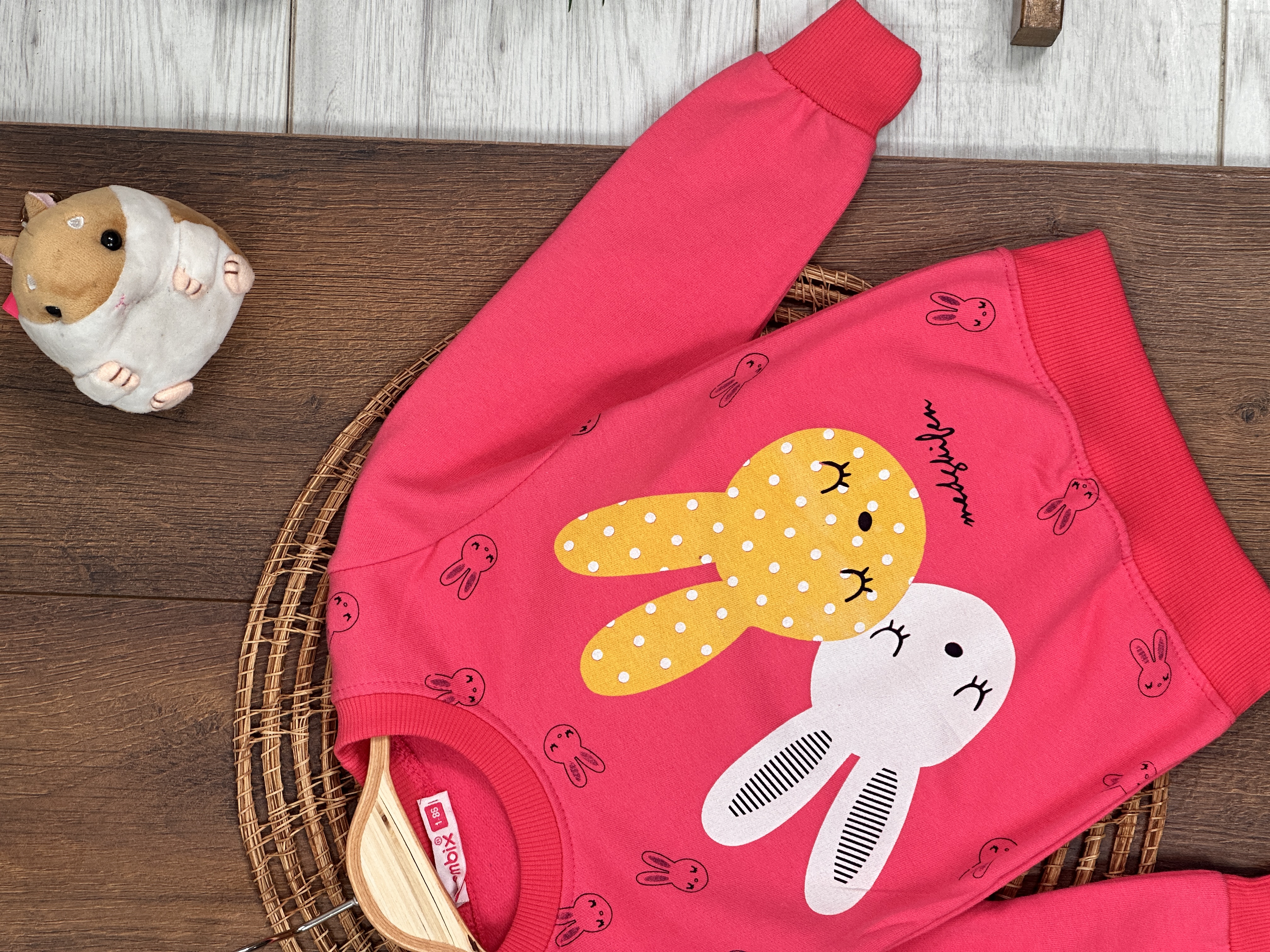 PEMBE RENK PEMBIX YENI SEZON UZUN KOLLU, LASTİKLİ PAÇA, PAMUKLU, TAVŞAN DESENLİ, YAZLIK KIZ ÇOCUK & BEBEK SWEATSHIRT