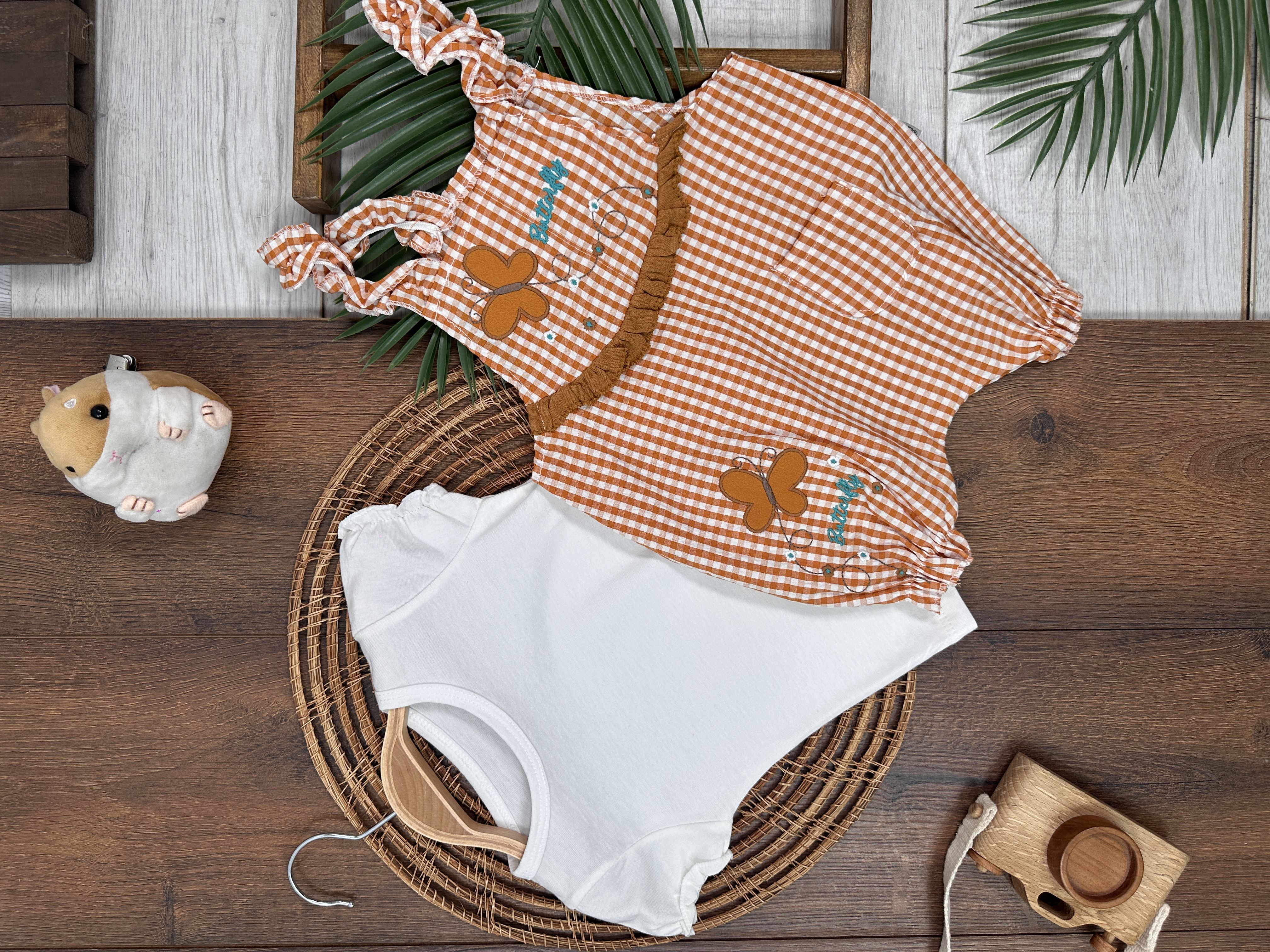 KAHVERENGI KISA KOLLU KIZ PAMUKLU ÇOCUK & 2 PARÇA BEBEK TULUM