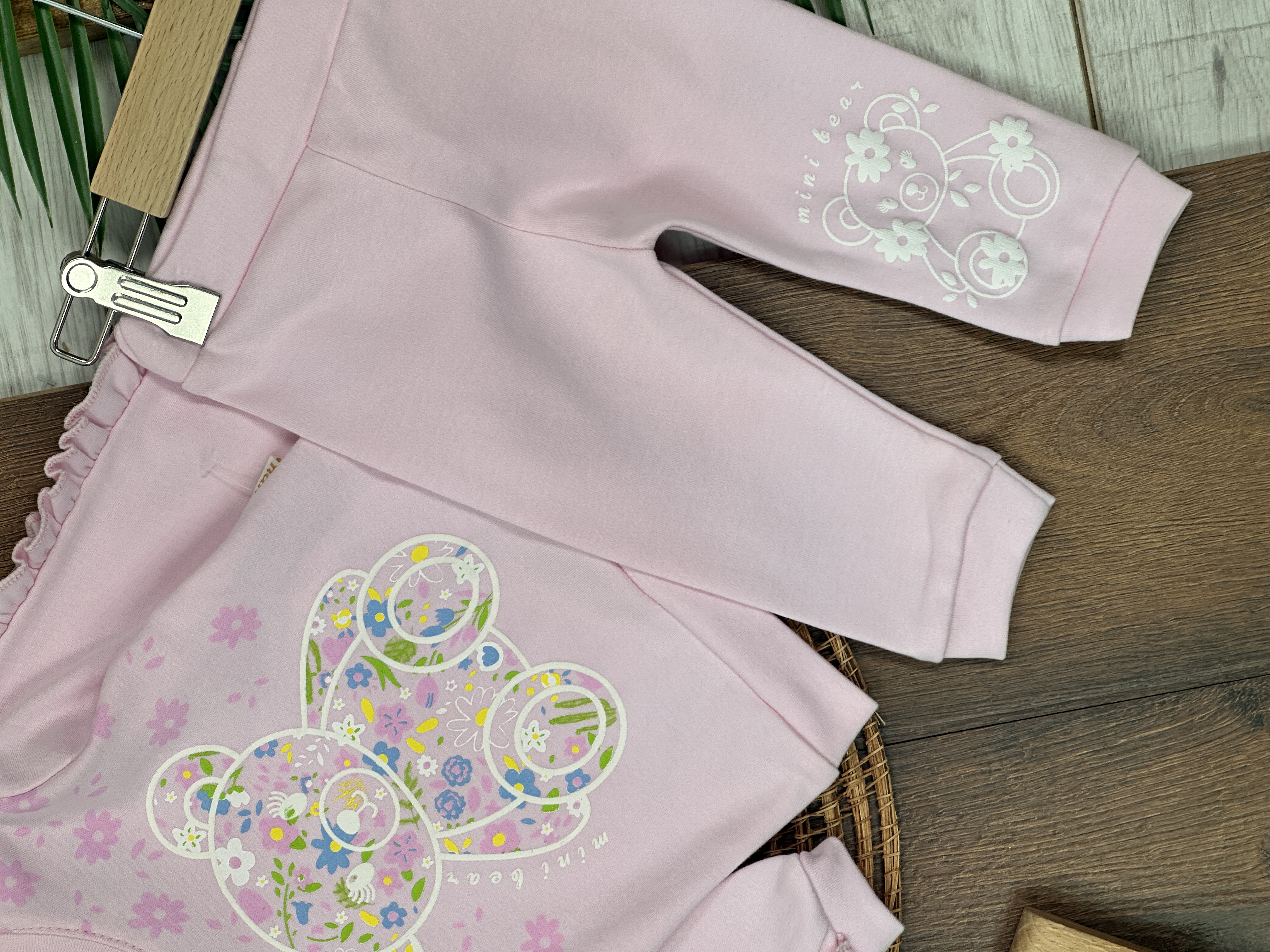PEMBE RENK KIZ ÇOCUK & BEBEK BİSİKLET YAKA LASTİKLİ PAÇA ÇİÇEK DETAYLI ALT ÜST TAKIM