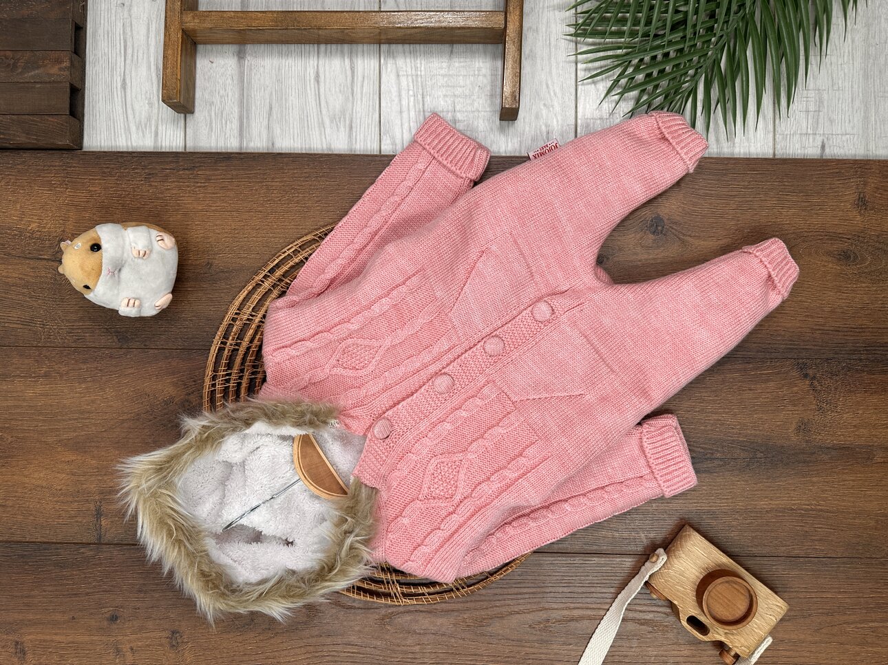 KIZ ÇOCUK PEMBE ÖRGÜLÜ WELSOFTLU KAPİŞONLU DÜĞMELİ PEMBE  PAMUKLU TRİKO TULUM