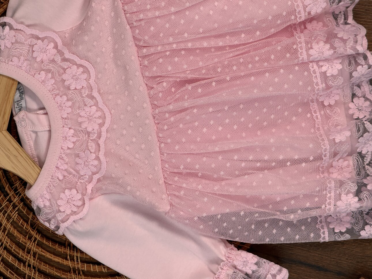 Pamuklu Dantel Detaylı Kız Bebek Tulum