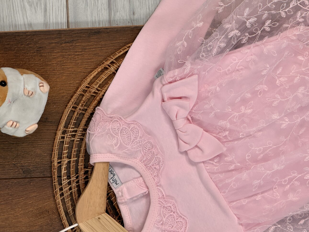 Pamuklu Dantel Detaylı Kız Bebek Tulum