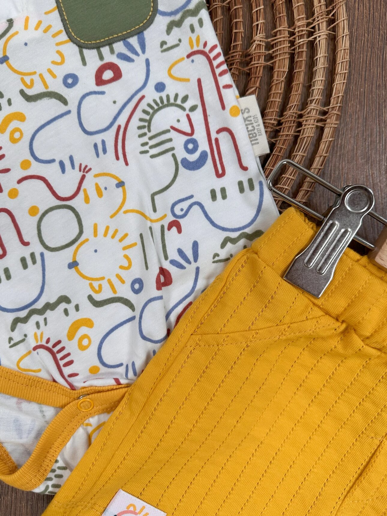 Yazlık Pamuklu Desenli Polo Yaka Erkek Bebek 2li Takım