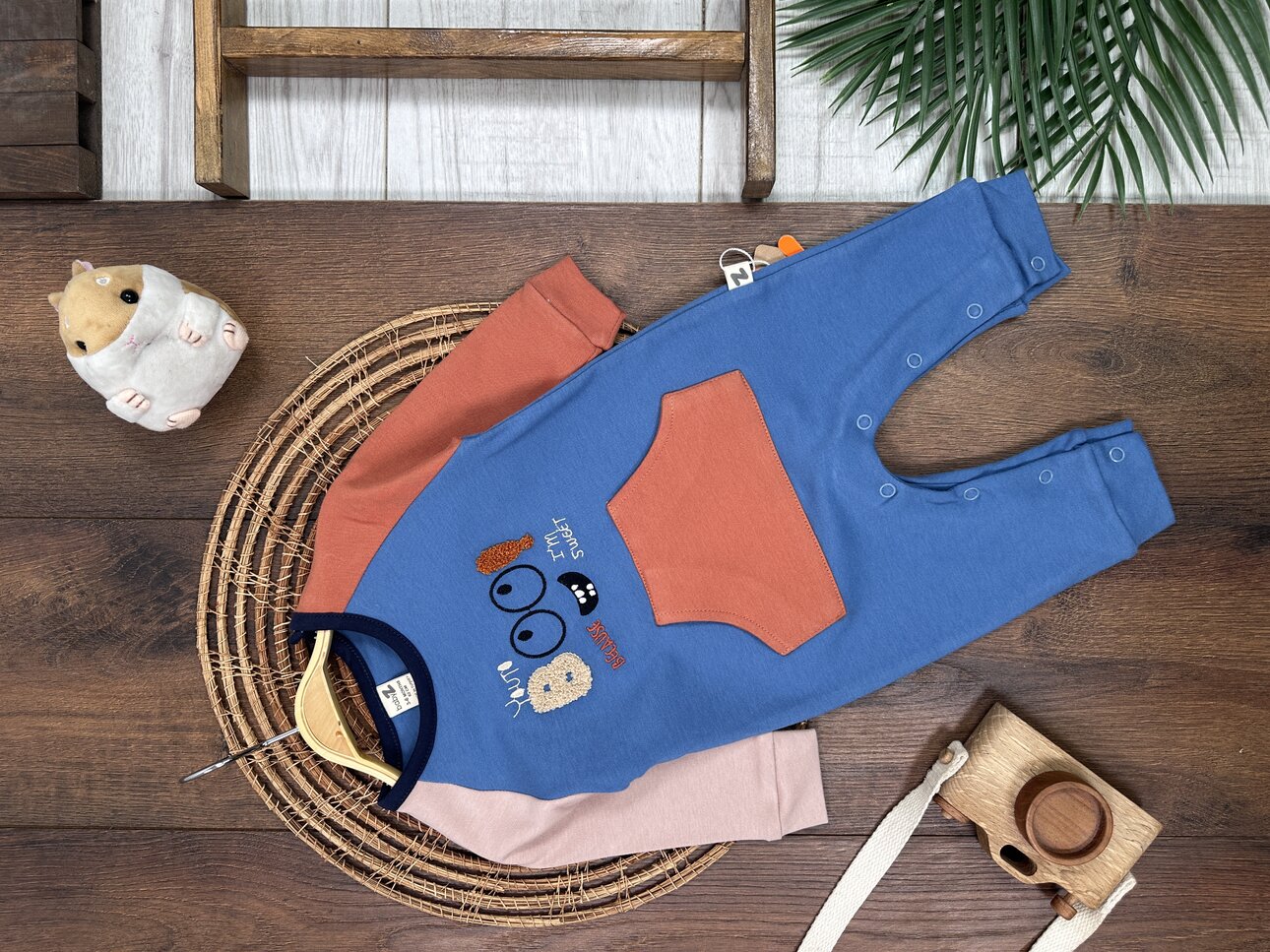 Pamuklu Mevsimlik Kanguru Cepli Alttan Çıtçıtlı Yumuşak Kumaş Erkek Bebek Tulum