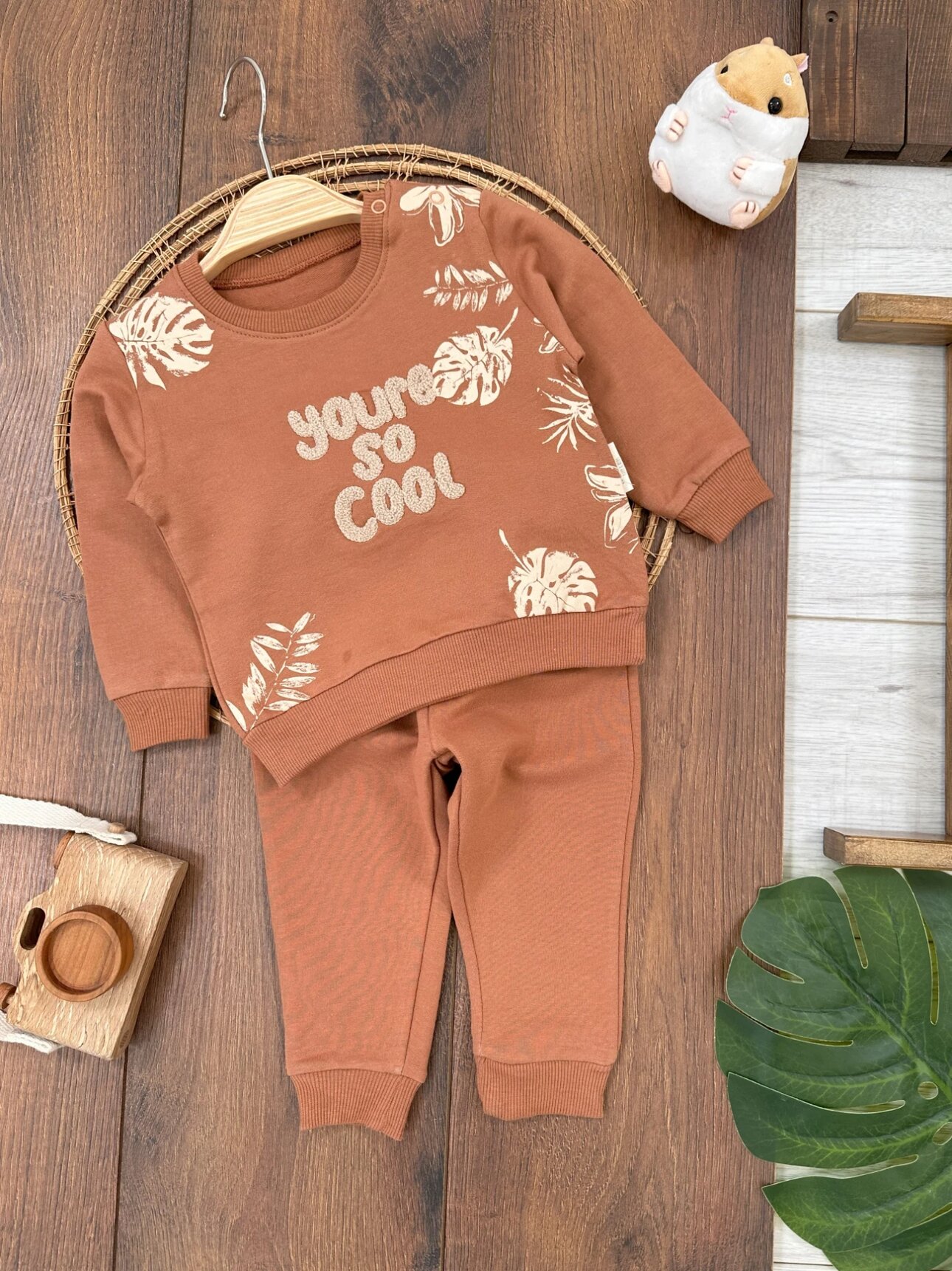 Pamuklu Kaliteli Yazı Desenli Bisiklet Yaka 2li Unisex Bebek Takım