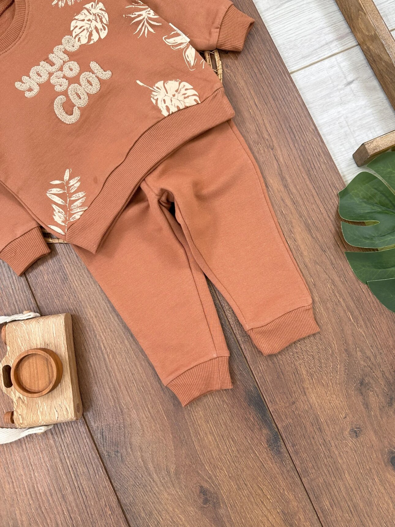 Pamuklu Kaliteli Yazı Desenli Bisiklet Yaka 2li Unisex Bebek Takım