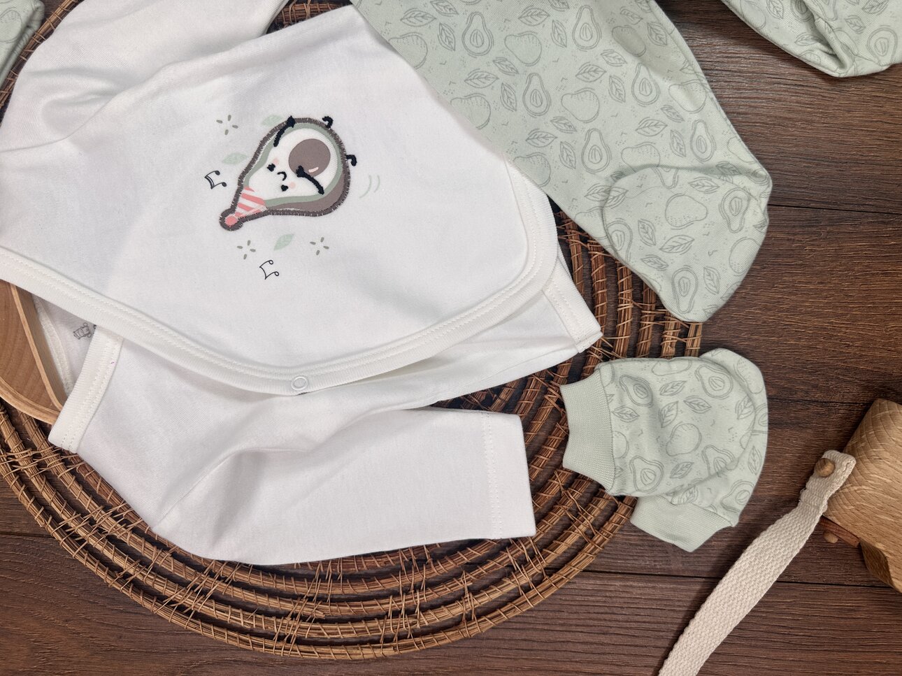 Pamuklu Avokado Desenli 5li Unisex Bebek Hastane Çıkış Seti