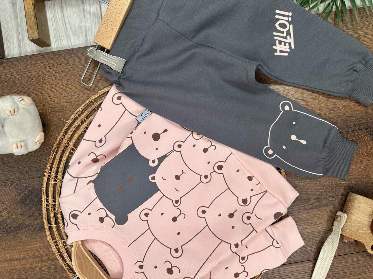 PEMBE BİSİKLET YAKA UZUN KOLLU LASTİKLİ BEL PAÇA KIZ ÇOCUK & BEBEK ALT ÜST TAKIM