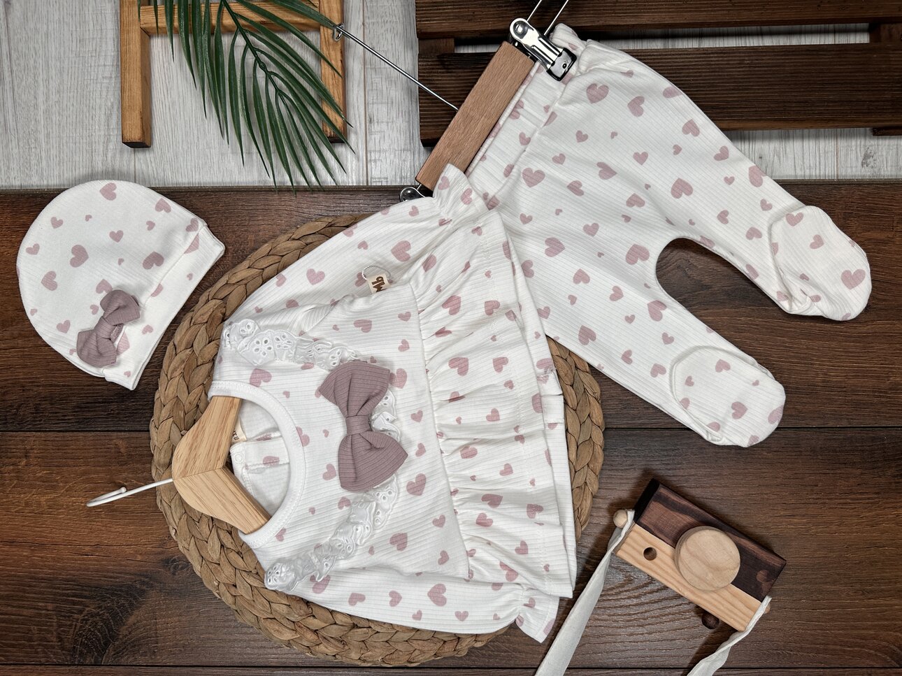 Pamuklu Kalp Desenli 3lü Kız Bebek Takım