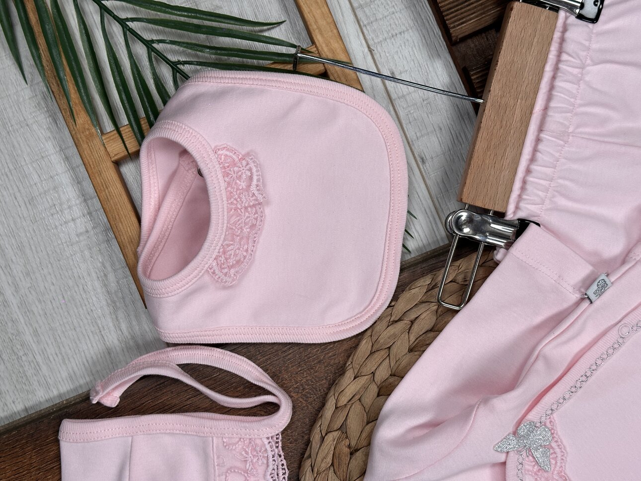 Pamuklu Dantel Detaylı 5li  Kız Bebek Hastane Çıkışı