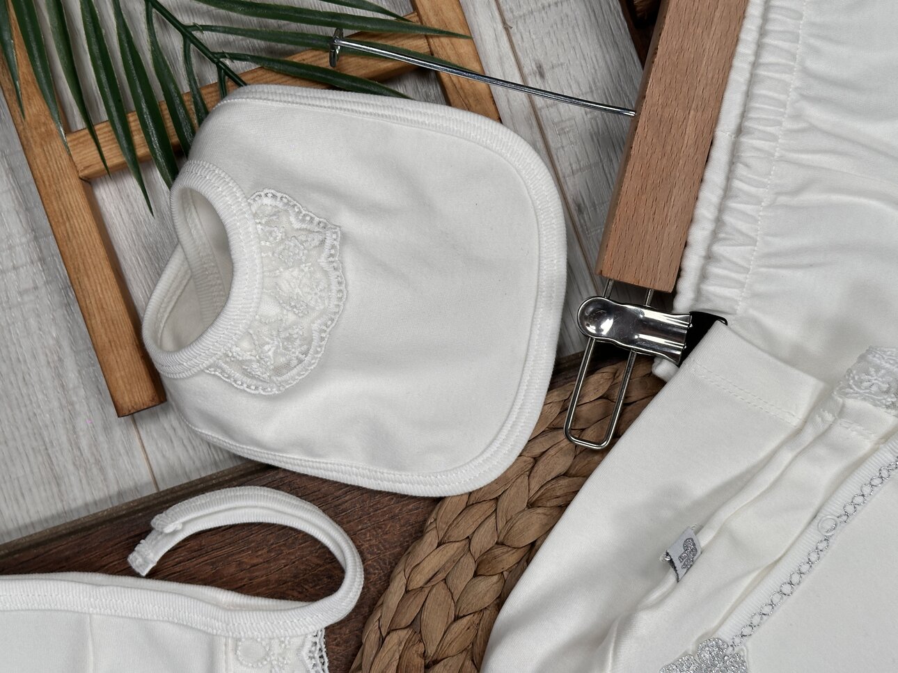 Pamuklu Dantel Detaylı 5li  Kız Bebek Hastane Çıkışı