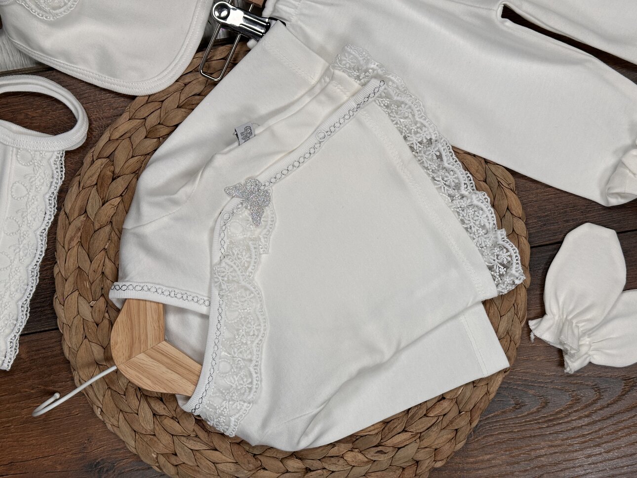 Pamuklu Dantel Detaylı 5li  Kız Bebek Hastane Çıkışı