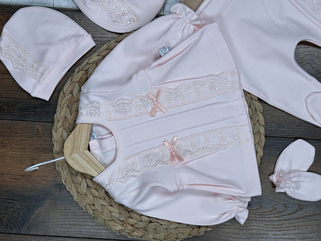 Pamuklu Dantel Detaylı 5li  Kız Bebek Hastane Çıkışı