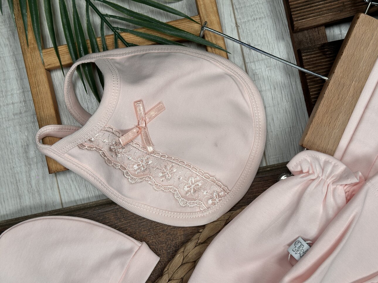 Pamuklu Dantel Detaylı 5li  Kız Bebek Hastane Çıkışı