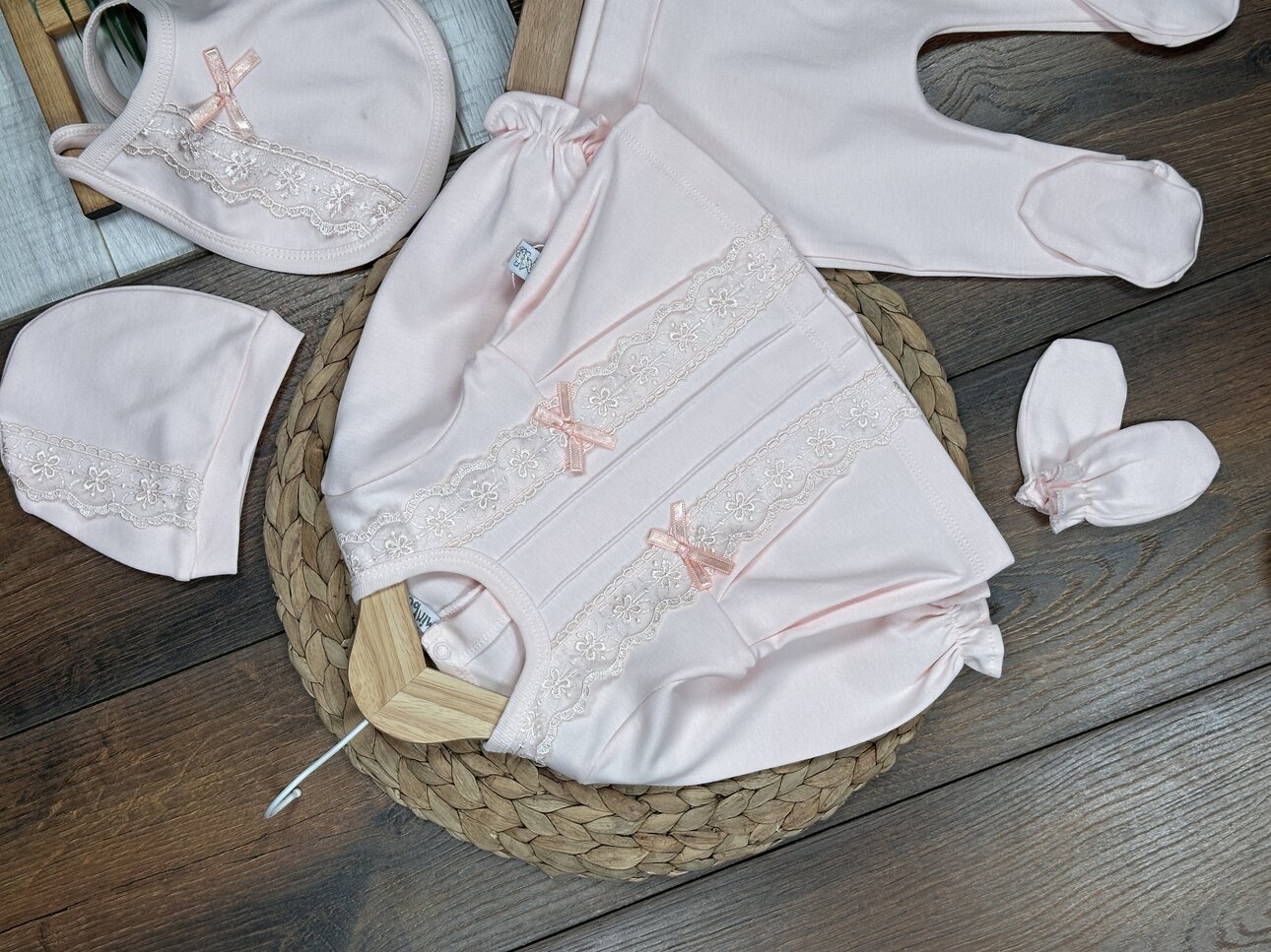 Pamuklu Dantel Detaylı 5li  Kız Bebek Hastane Çıkışı