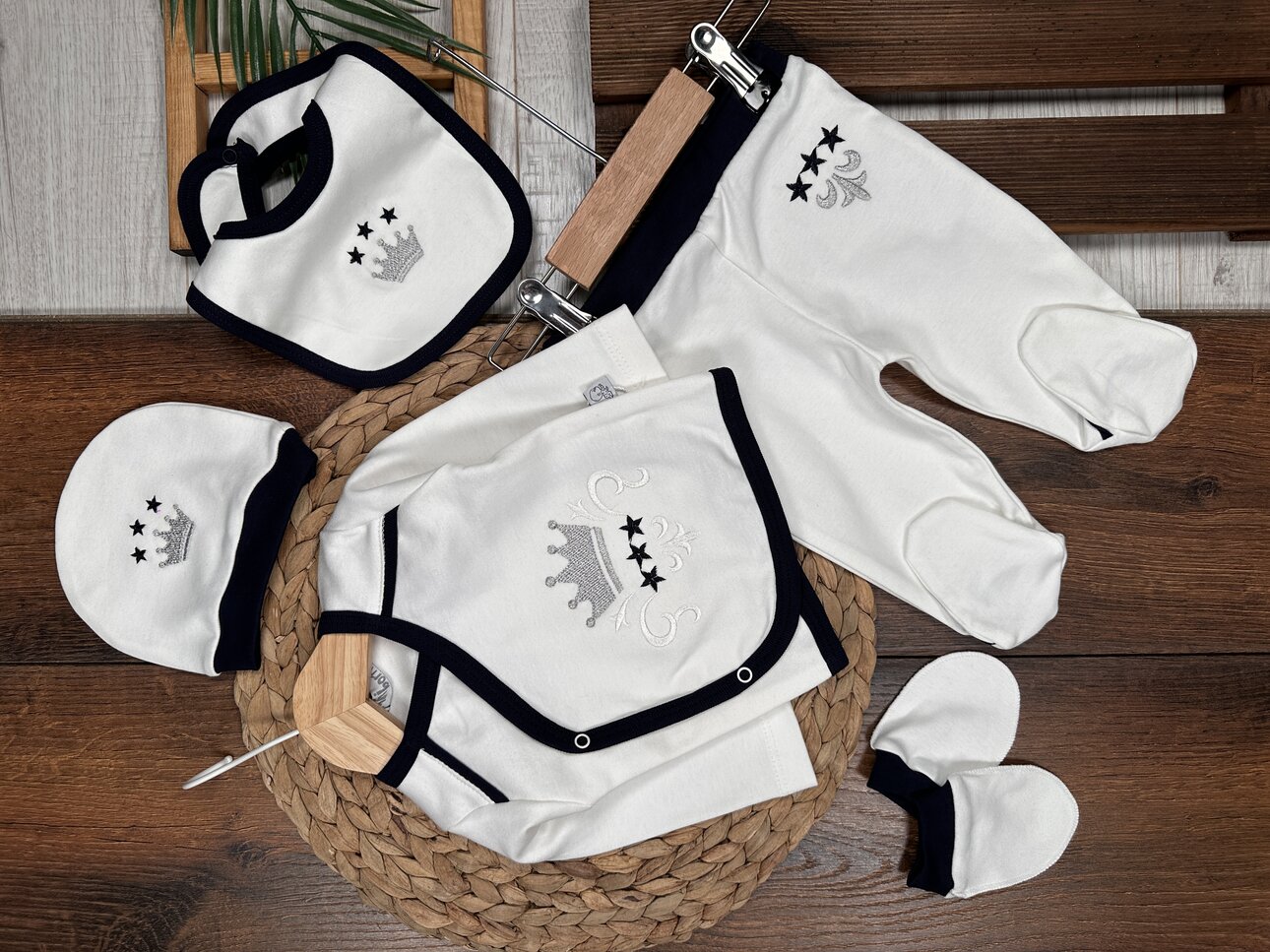 Pamuklu Taç Desenli 5li Erkek Bebek Takım