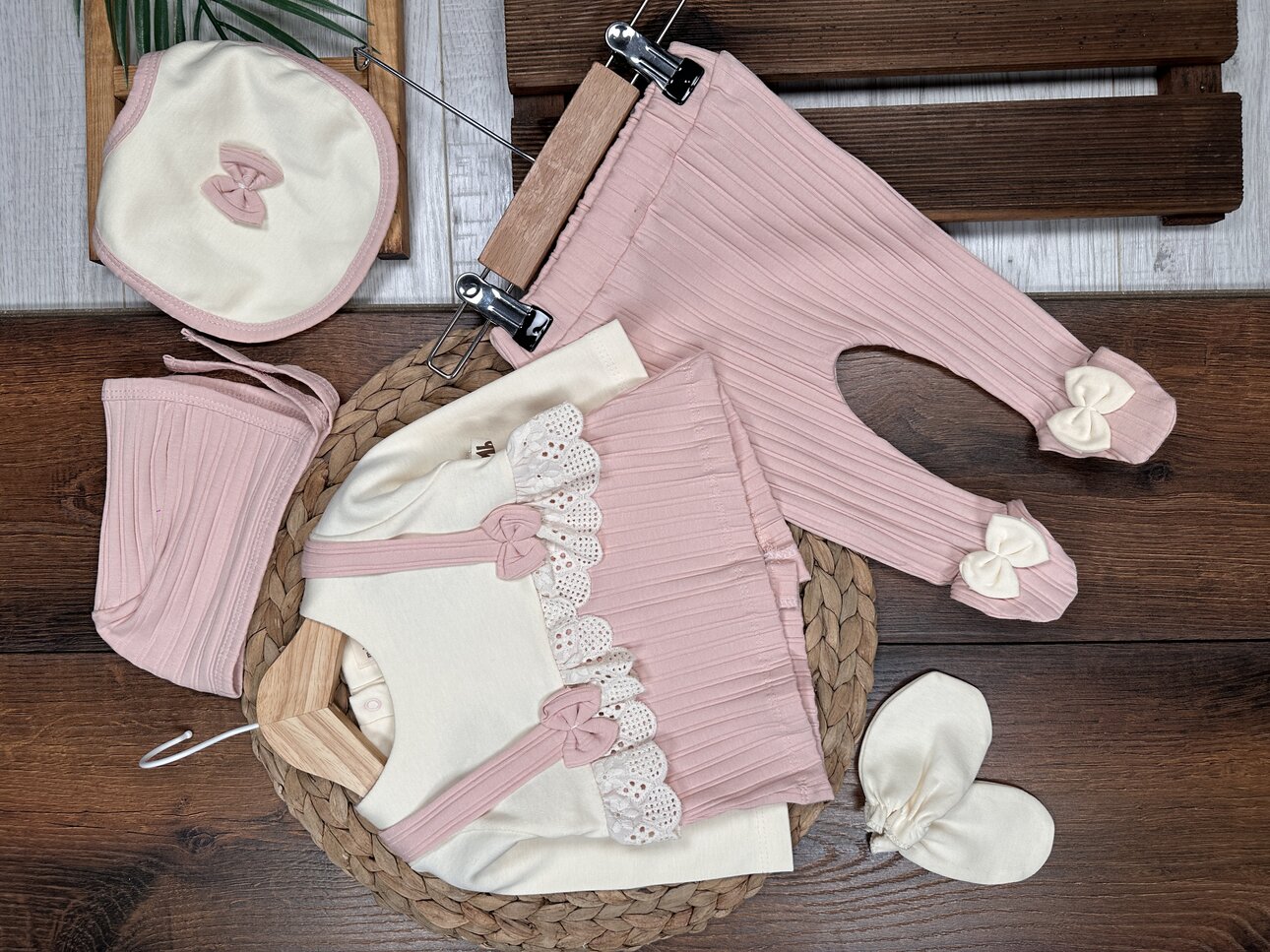 Pamuklu Fiyonk Detaylı Fırfırlı 5li Hastane Çıkışı