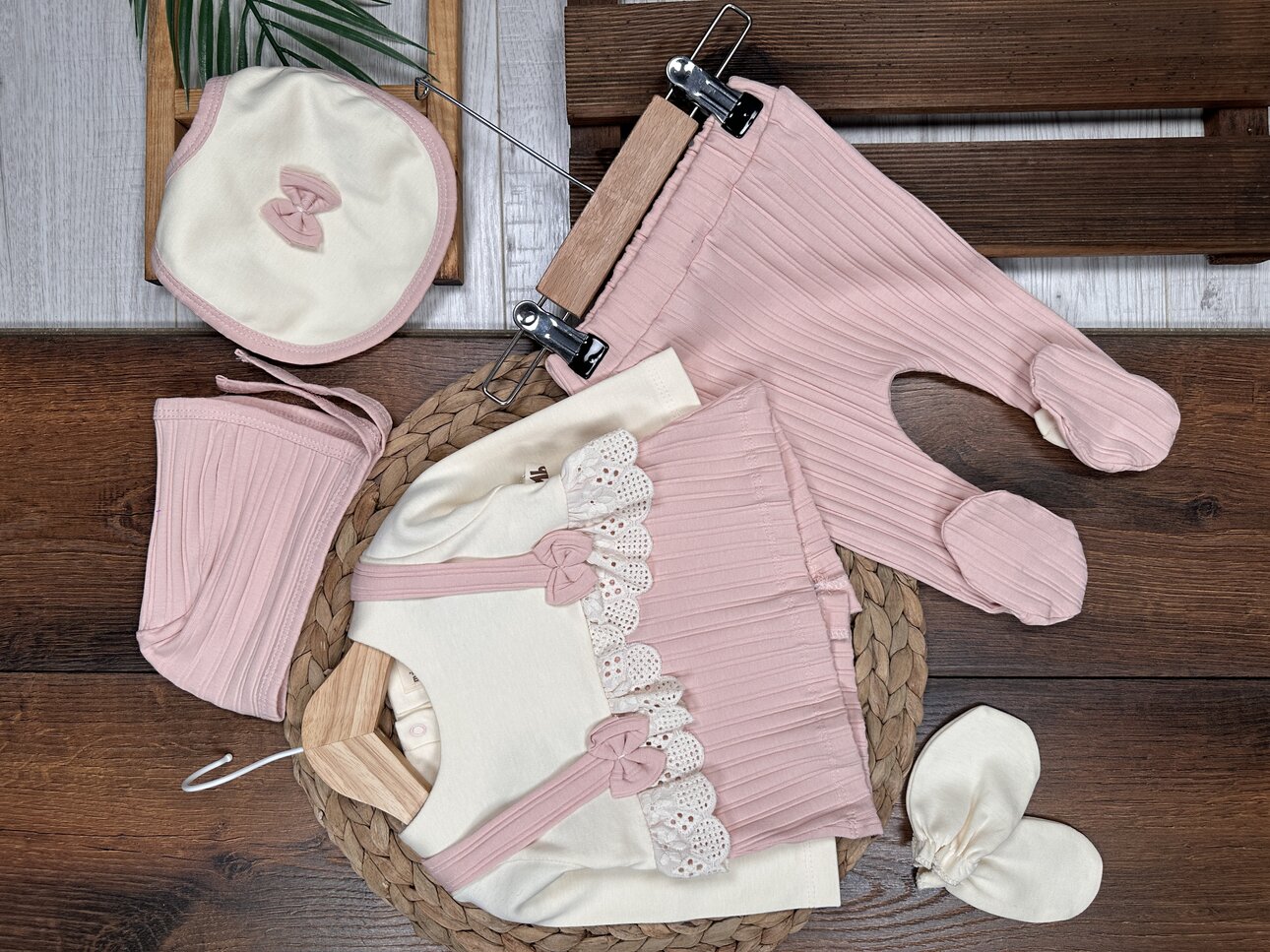 Pamuklu Fiyonk Detaylı Fırfırlı 5li Hastane Çıkışı