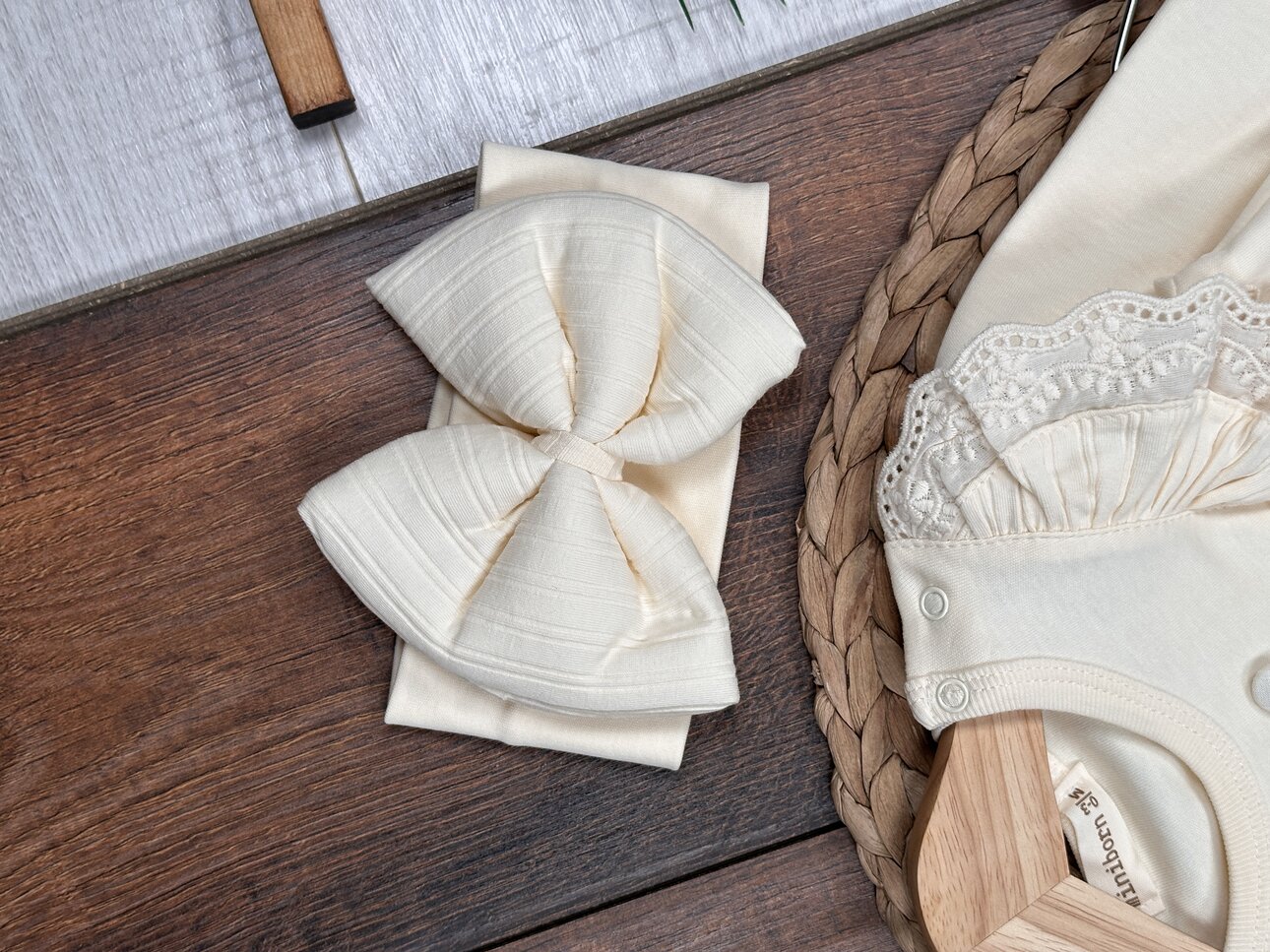 Pamuklu Dantel Detaylı Kız Bebek 3lü Takım