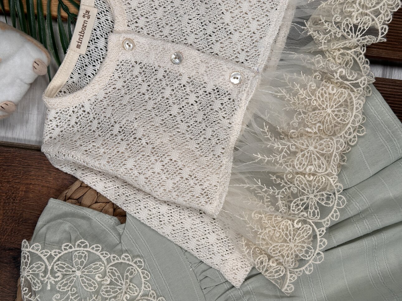 Pamuklu Dantel Detaylı Bolerolu 2li Kız Bebek Elbise