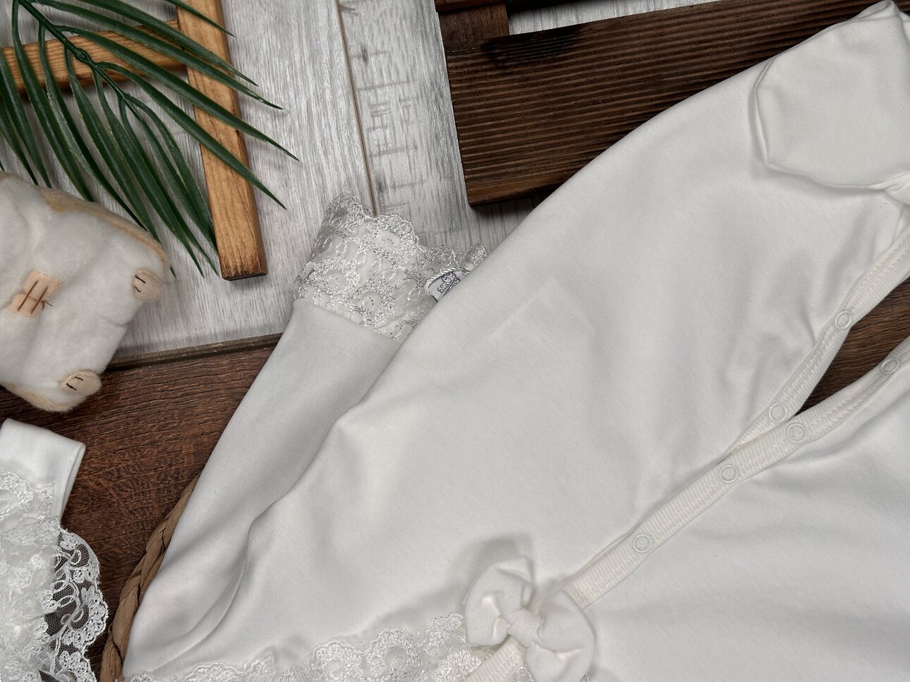 Pamuklu Dantel Detaylı Bandanalı 2 li Tulum Kız Bebek Takım