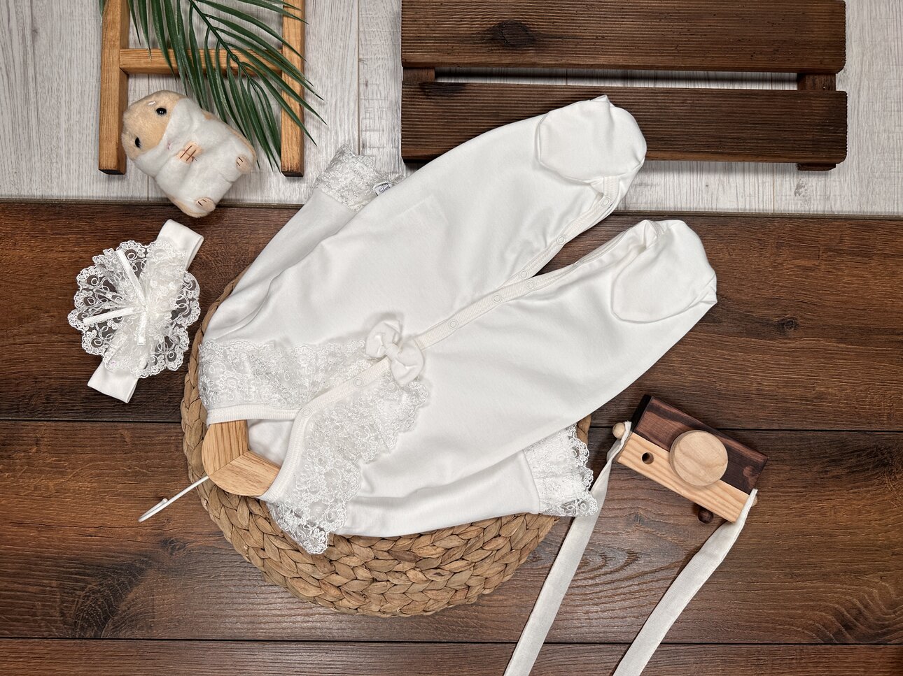 Pamuklu Dantel Detaylı Bandanalı 2 li Tulum Kız Bebek Takım