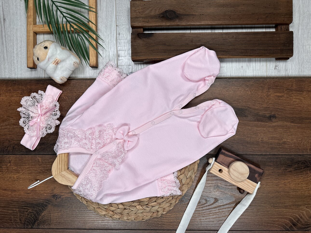 Pamuklu Dantel Detaylı Bandanalı 2 li Tulum Kız Bebek Takım