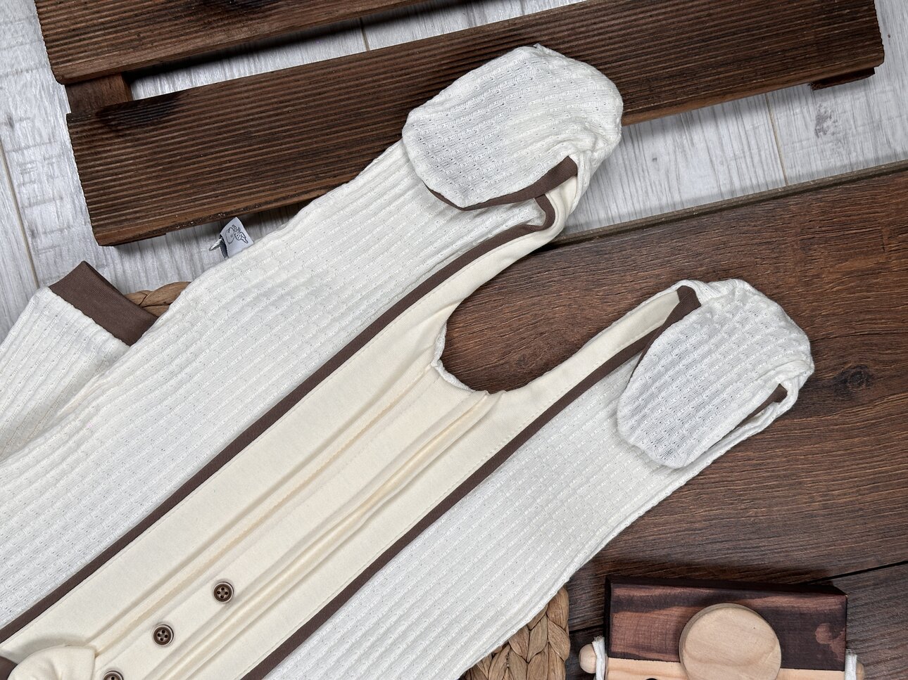 Pamuklu Papyon detaylı Erkek Bebek Tulum