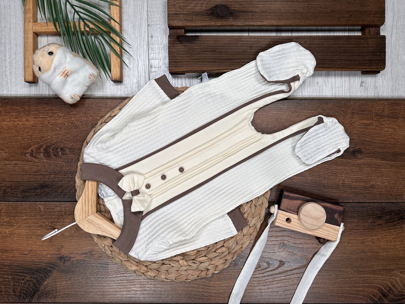 Pamuklu Papyon detaylı Erkek Bebek Tulum