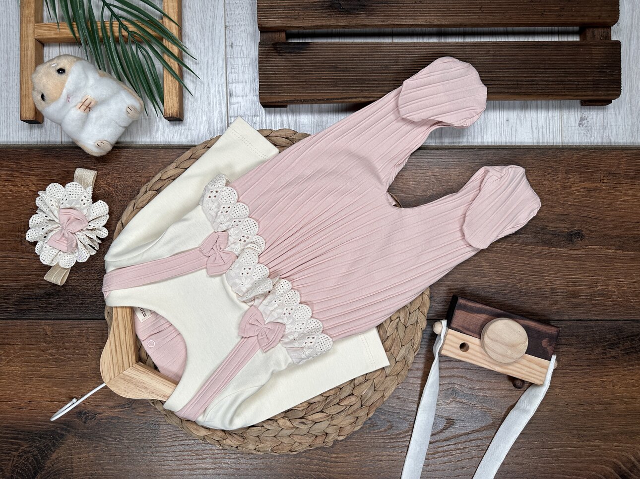 Pamuklu Dantel ve Fiyonk Detaylı 2li Tulum Kız Bebek Takım