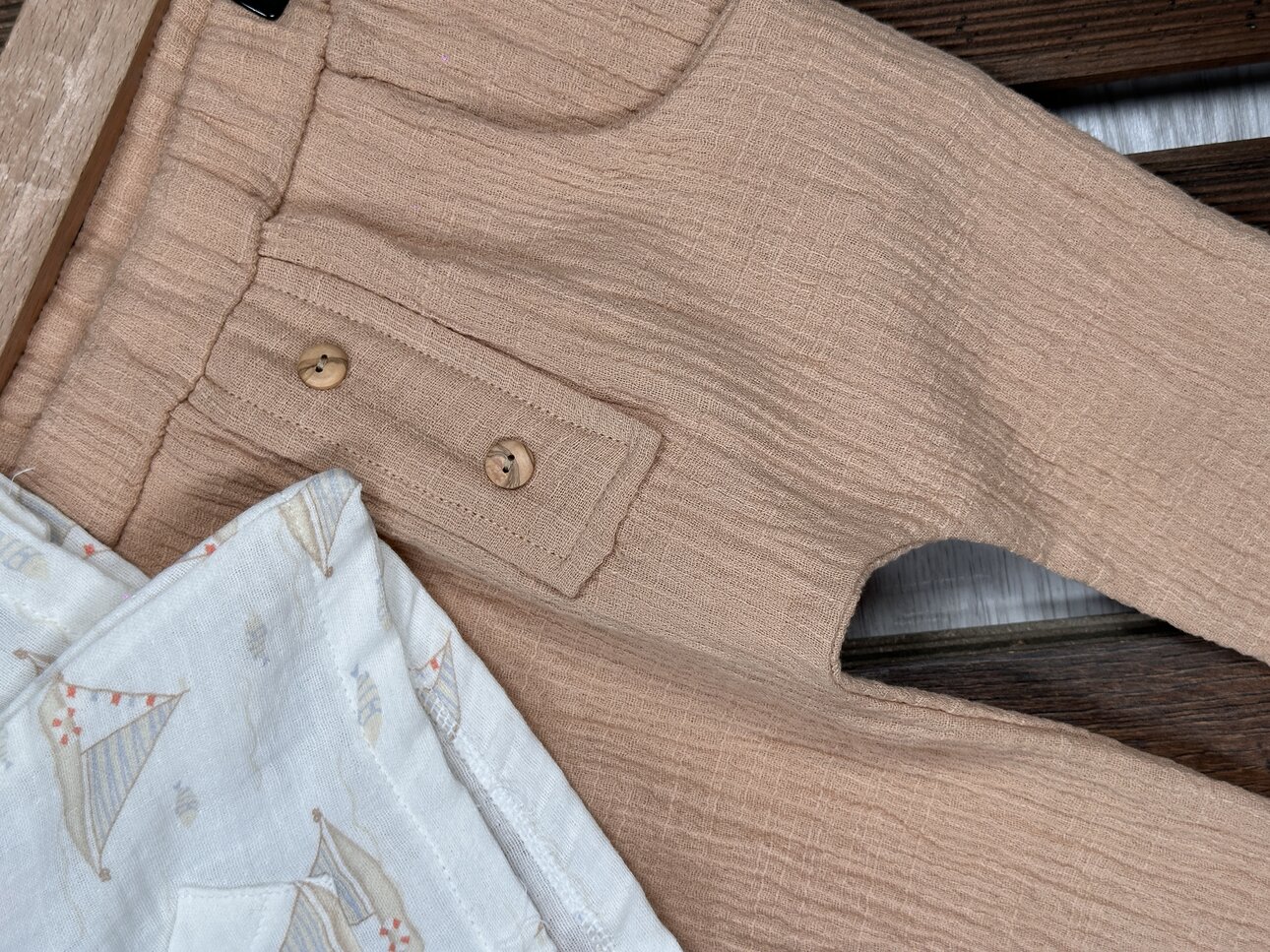 Pamuklu Yelken Desenli Müslin Erkek Bebek Takım