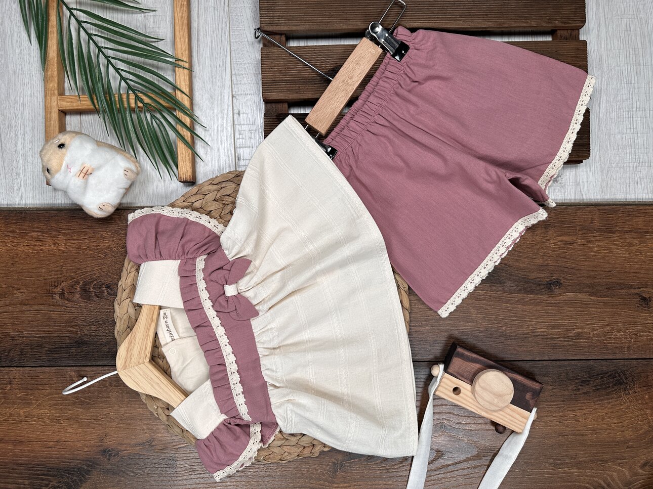 Pamuk Dantel Detaylı Kız Bebek 2li Takım