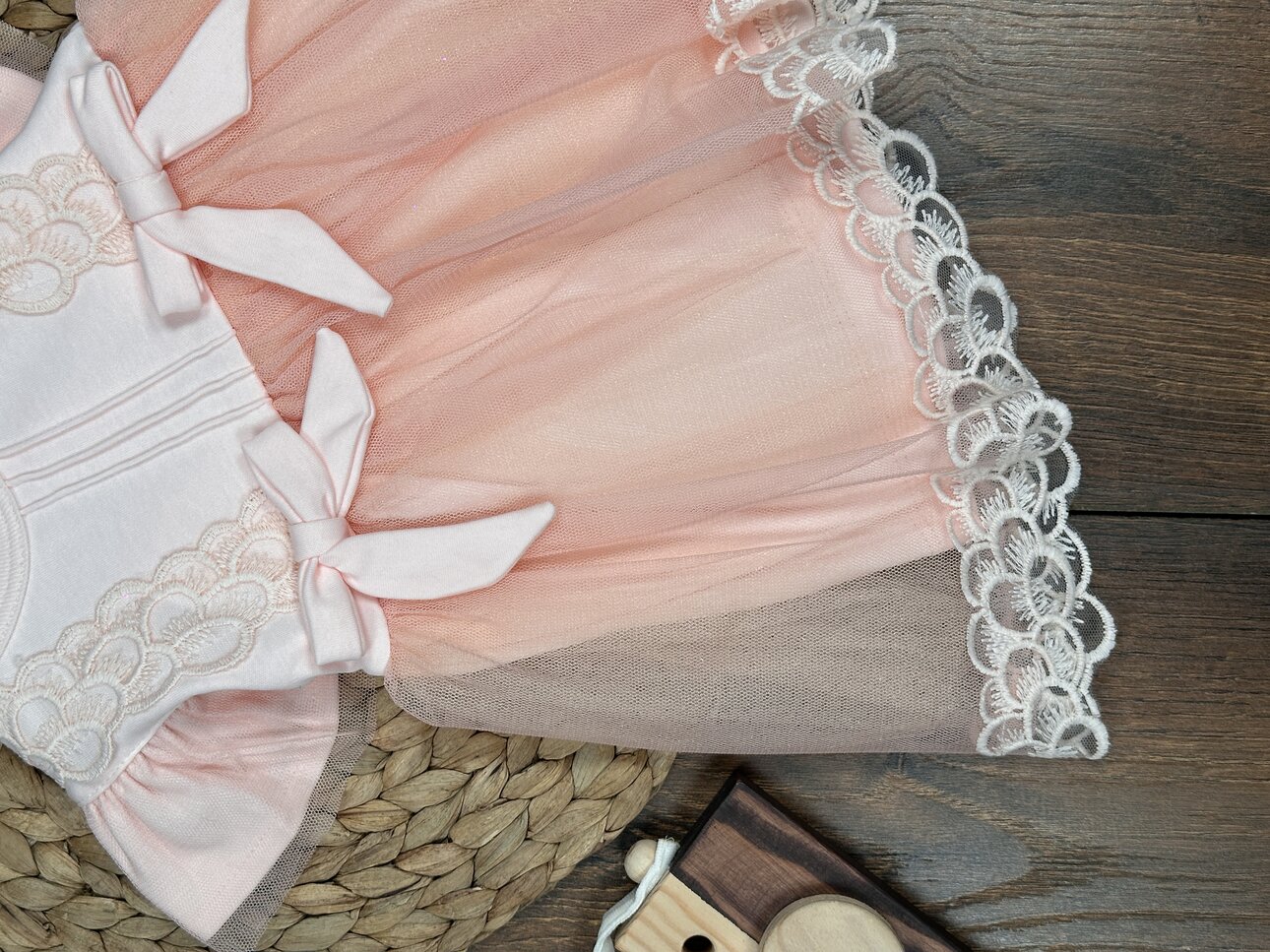 Organik Dantel Detaylı Kız Bebek Elbise