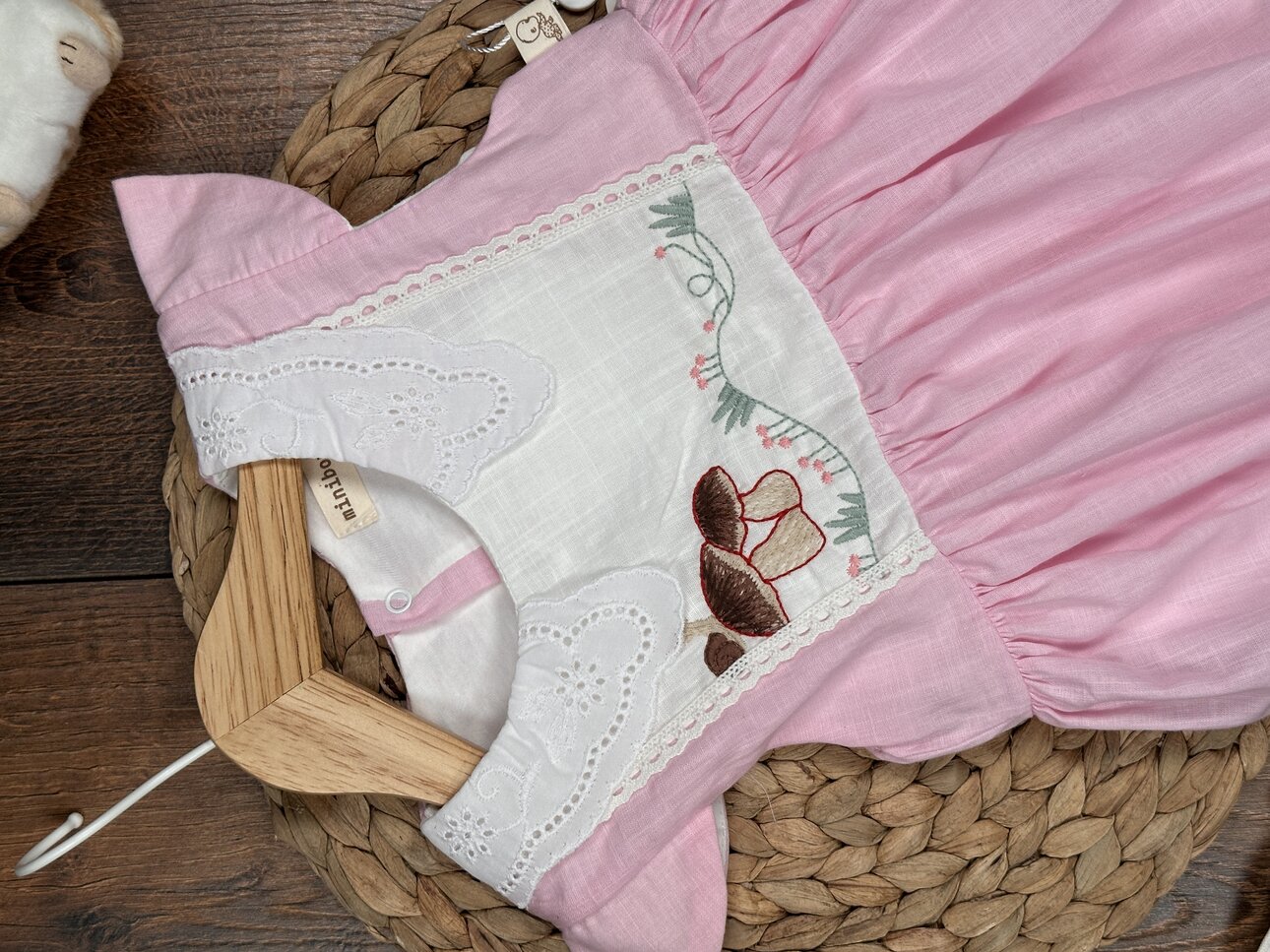 Pamuklu Nakış Detaylı Kız Bebek 2li Takım