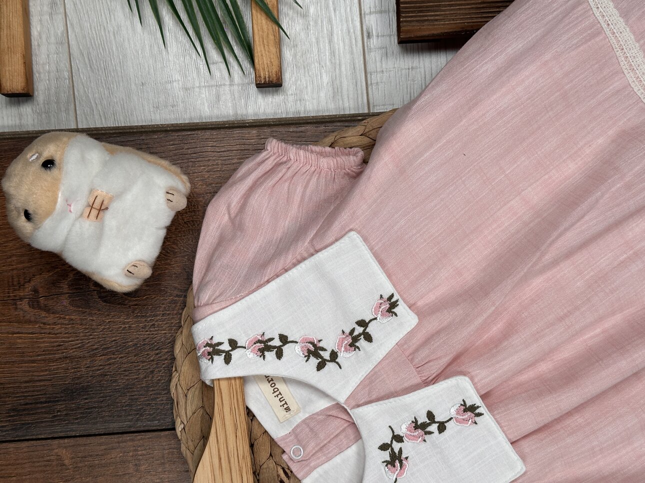 Organik Çiçek İşlemeli Kız Bebek Elbise