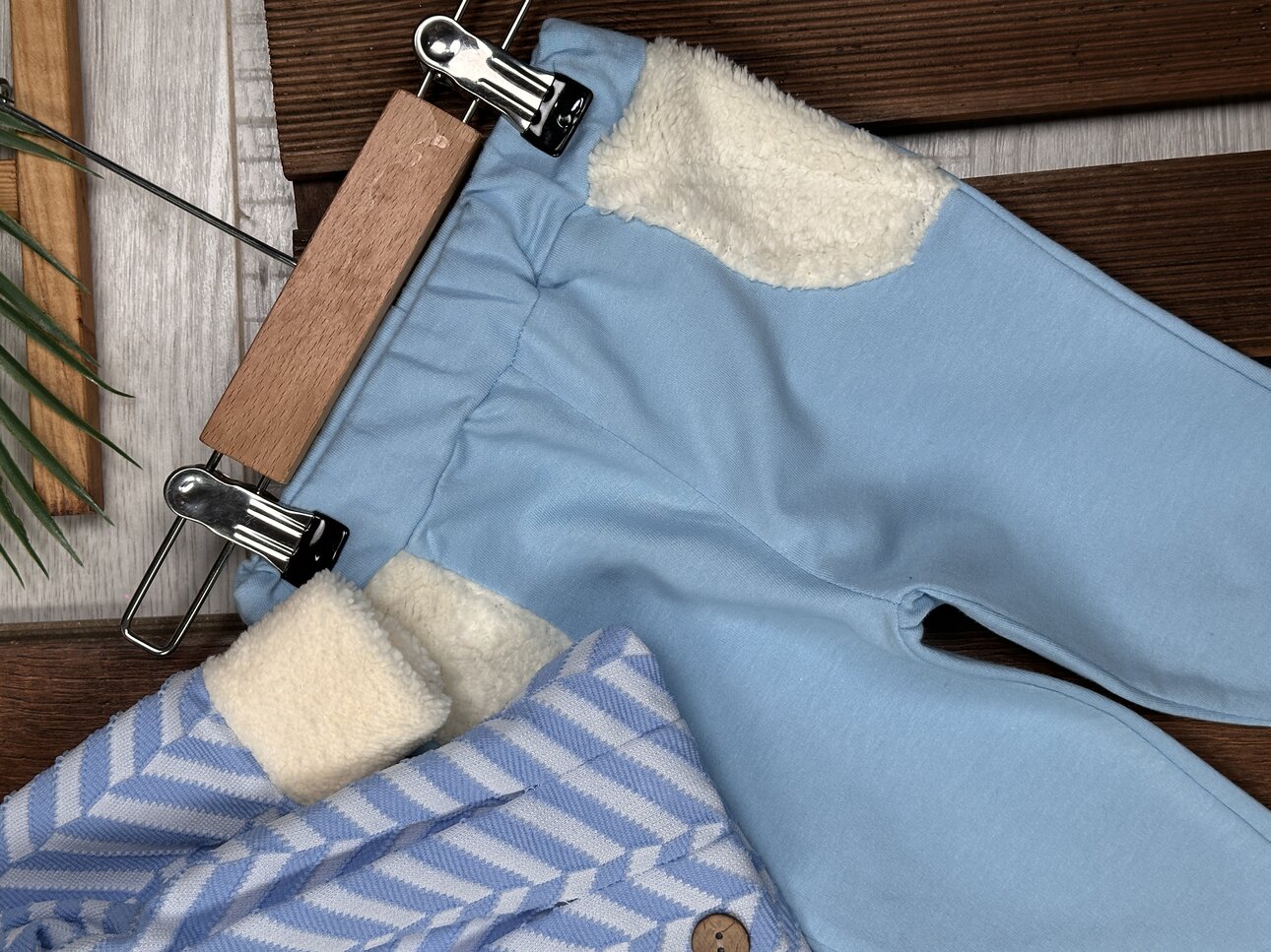 Pamuklu Peluş Yaka Detaylı Hırkalı 3lu Erkek Bebek Takım