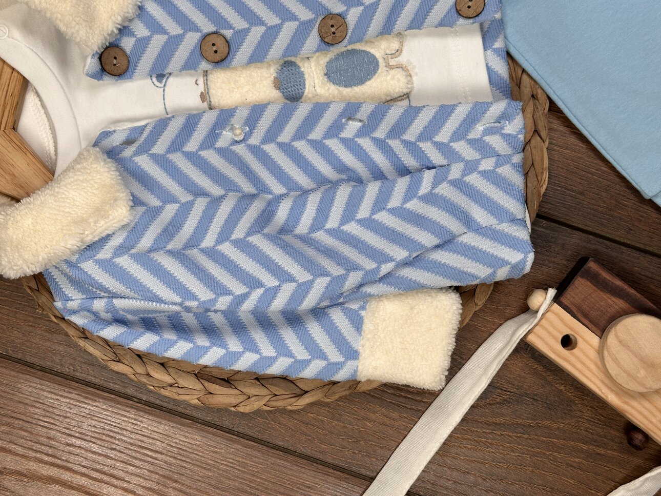 Pamuklu Peluş Yaka Detaylı Hırkalı 3lu Erkek Bebek Takım