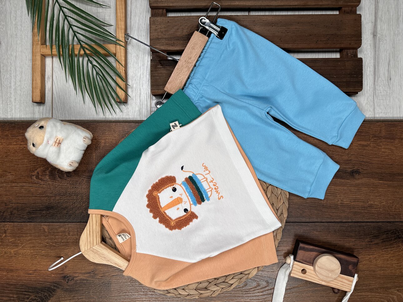 Pamuk Sevimli Aslan Desenli Erkek Bebek 2li Takım