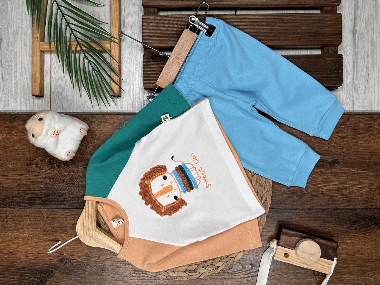 Pamuk Sevimli Aslan Desenli Erkek Bebek 2li Takım