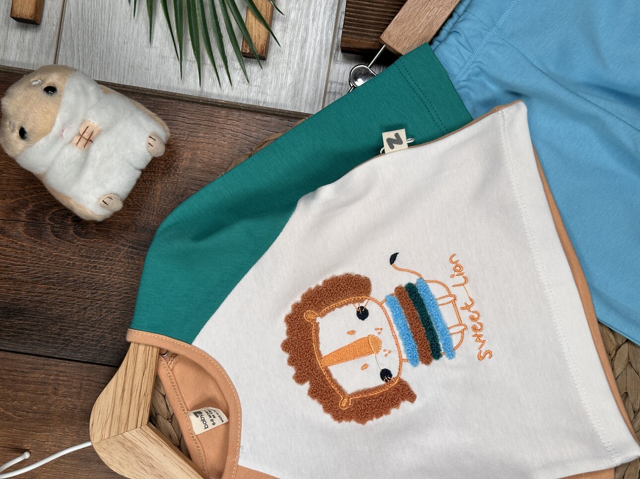 Pamuk Sevimli Aslan Desenli Erkek Bebek 2li Takım