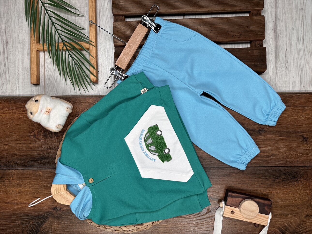 Pamuk Yumuşaklığıyla Erkek Bebek 2li Takım Araba Detaylı