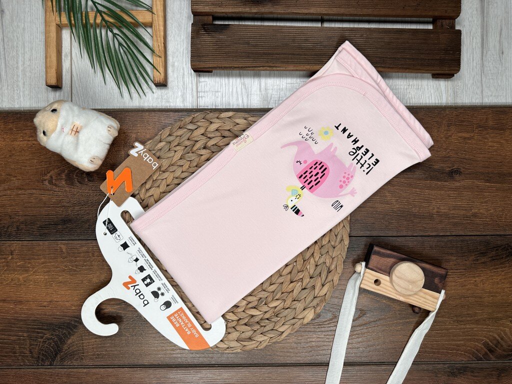 Pamuk Yumuşaklığıyla Sevimli Fil Desenli Kız Bebek Battaniye