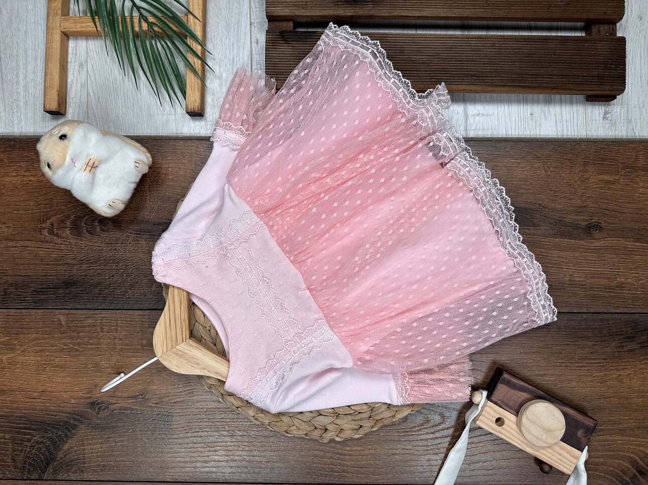 Pamuklu Güpür Detaylı Kız Bebek Elbise