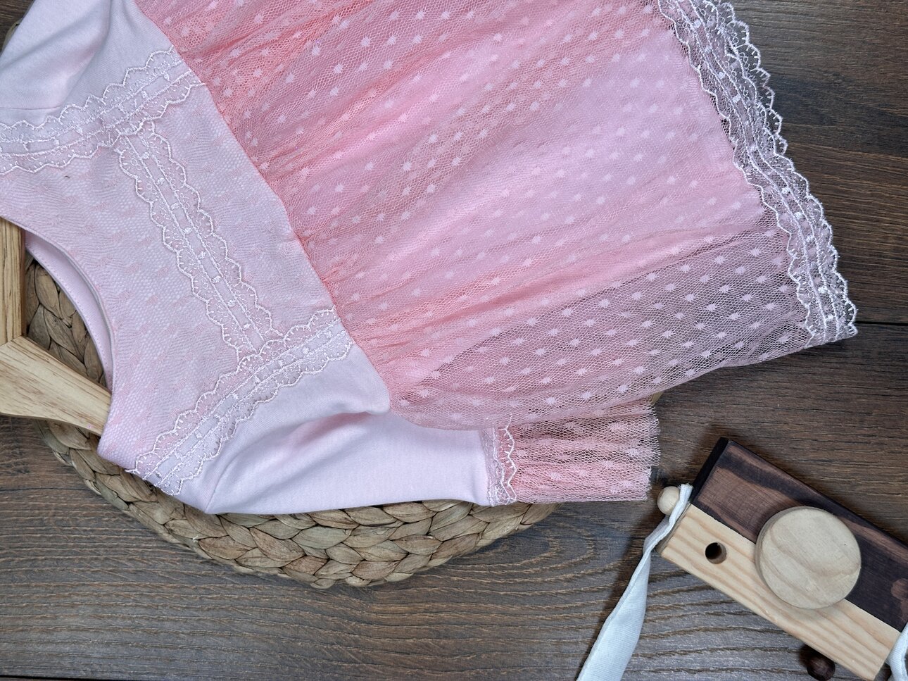 Pamuklu Güpür Detaylı Kız Bebek Elbise