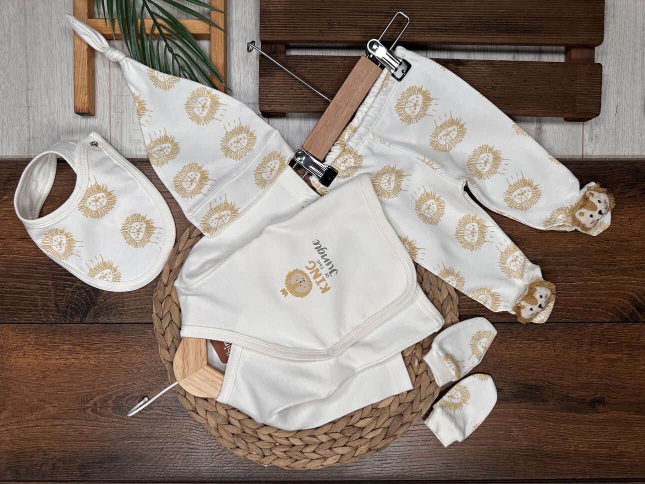 Pamuk Aslan Desenli Erkek Bebek 5li Hastane Çıkışı